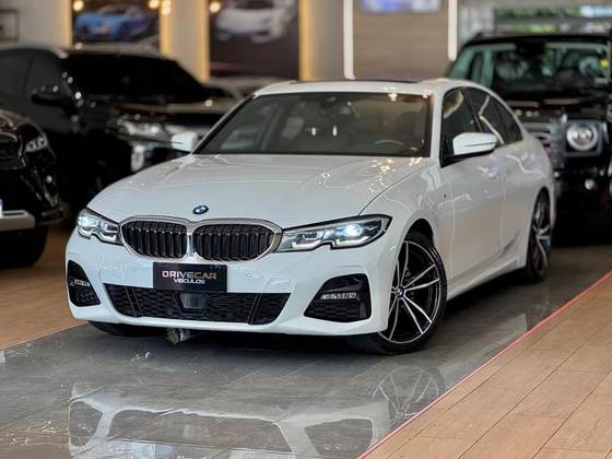 BMW 320i 2.0 16V TURBO GASOLINA M SPORT AUTOMÁTICO BMW 320i 2.0 16V TURBO GASOLINA M SPORT AUTOMÁTICO